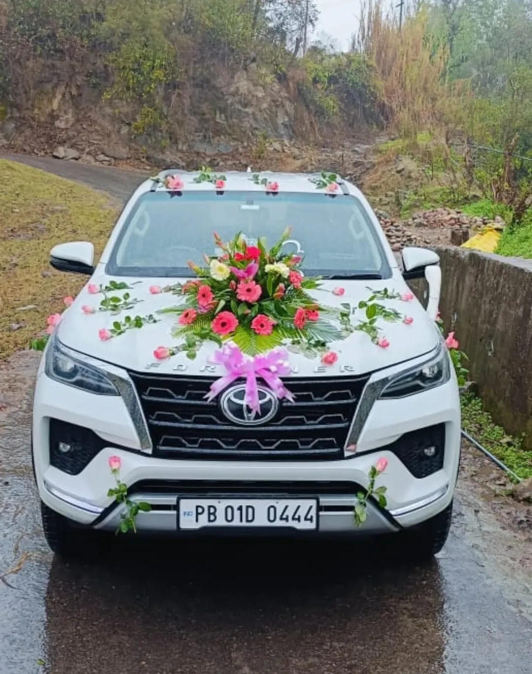 Luxury SUV option for Chandigarh to Shimla trip